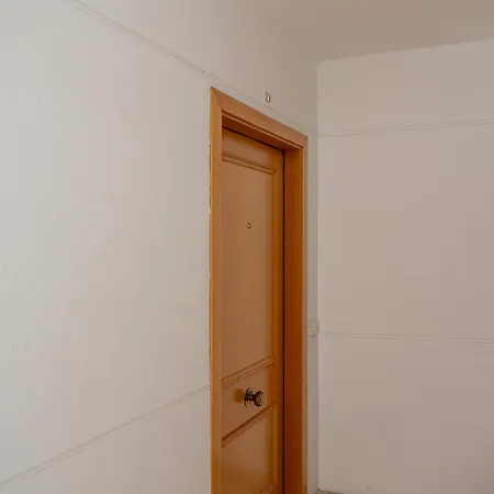 Charming Malaga Stay: Walk To Top Sights *