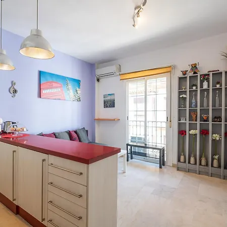 Apartament Charming Stay: Walk To Sights *