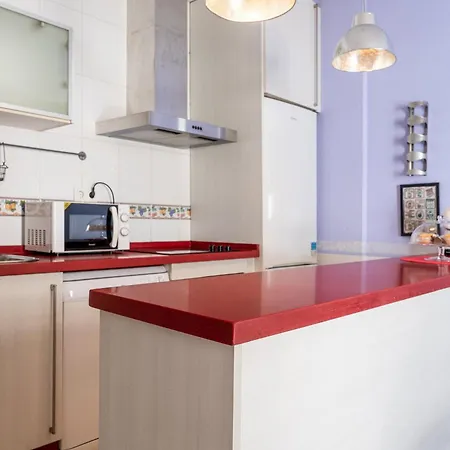 Charming Stay: Walk To Sights