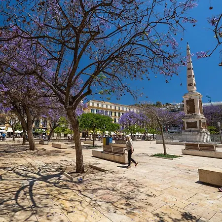 Charming Stay: Walk To Sights